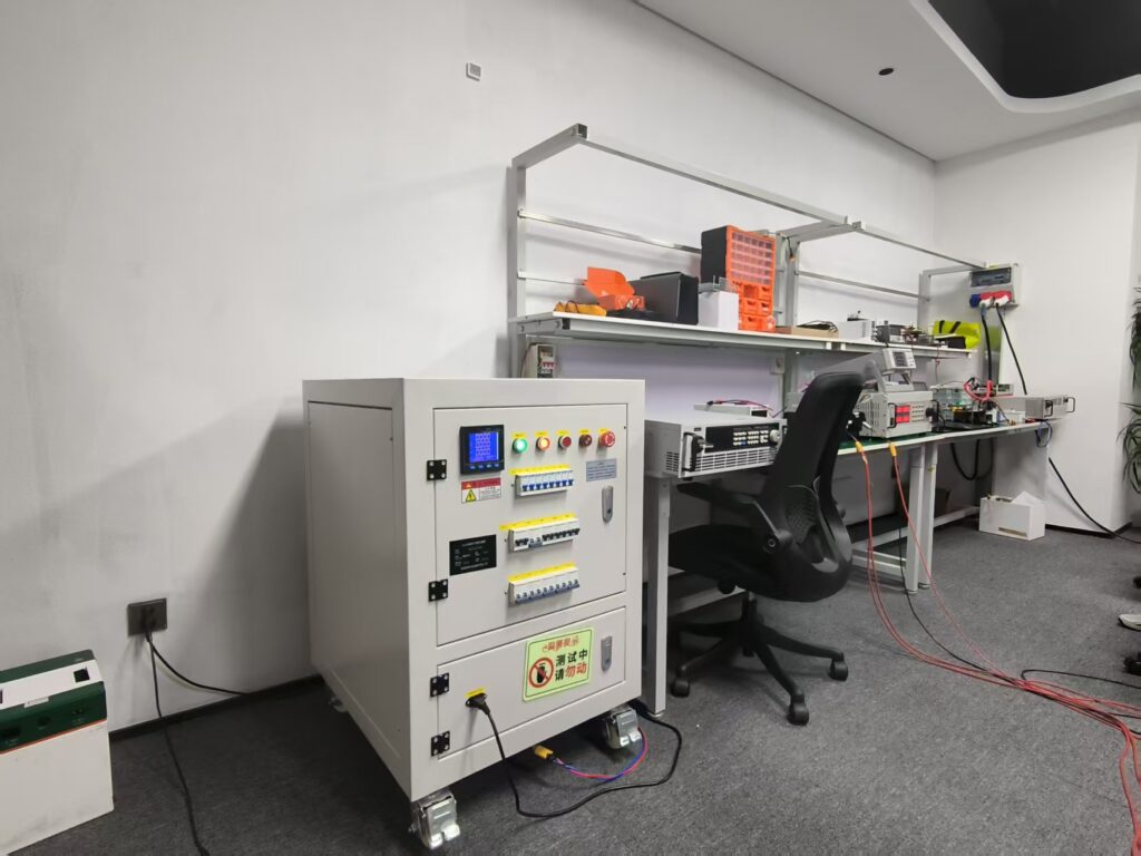 Battery life cycle test equipment in energy storage laboratory